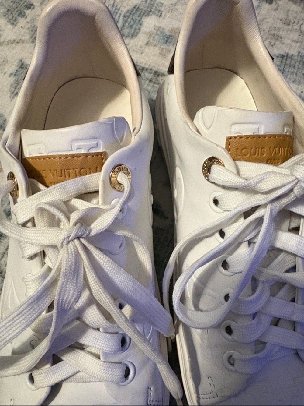 Louis Vuitton White Leather Monogram Sneakers with Brown Heel Tab - Picture 4 of 13